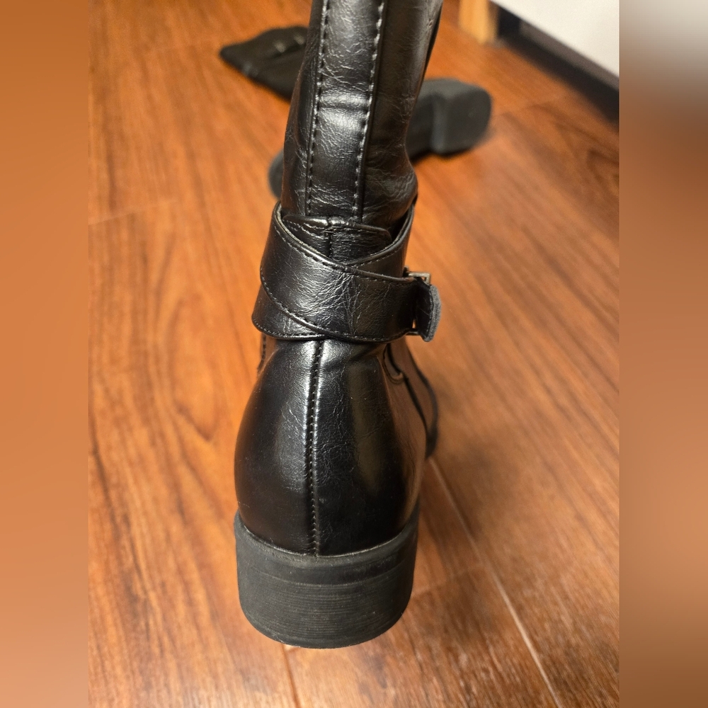 Roccio By Yuu Womens Knee High Wide Fit Black Riding Boots Size 8.5 - Picture 8 of 12